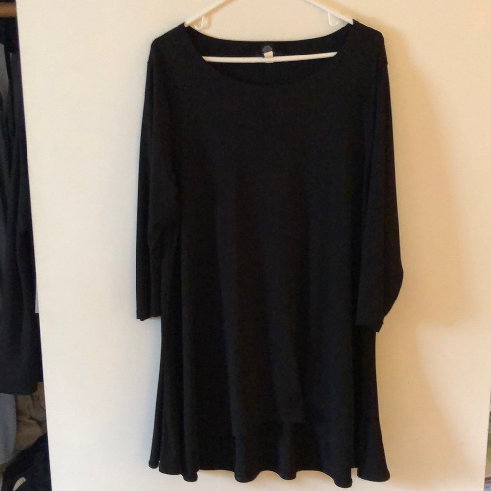 Black Tunic Blouse, great shape, no flaws